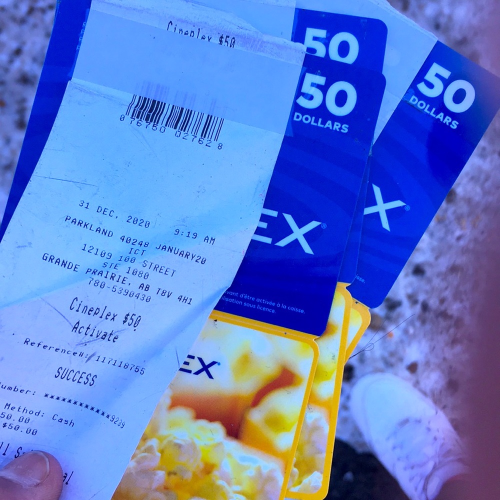 Gift cards to the cineplex 3x 50$